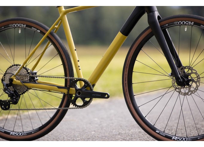 Superior X-Road 6.5 GR Matte Mustard / Black gravel dviratis