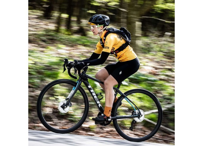 Hydration backpack USWE Outlander Bike 2L - black