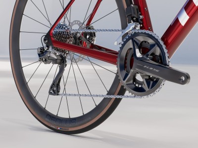 Road bike TREK Madone SL 6 Gen 8 Crimson