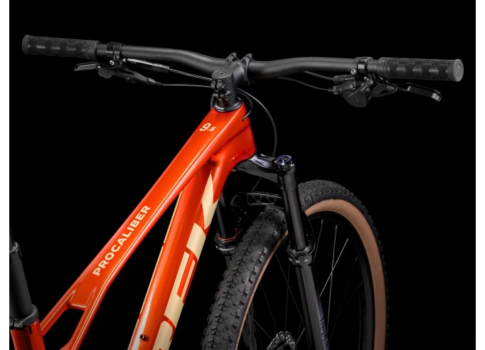 TREK Procaliber 9.5 kalnų dviratis Lava