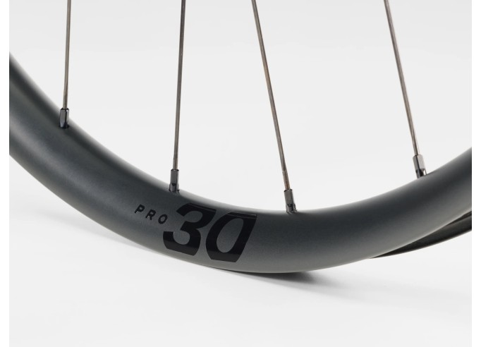 Front wheel Bontrager Paradigm Pro 30 TLR Disc