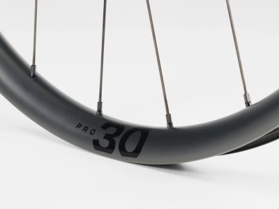 Front wheel Bontrager Paradigm Pro 30 TLR Disc