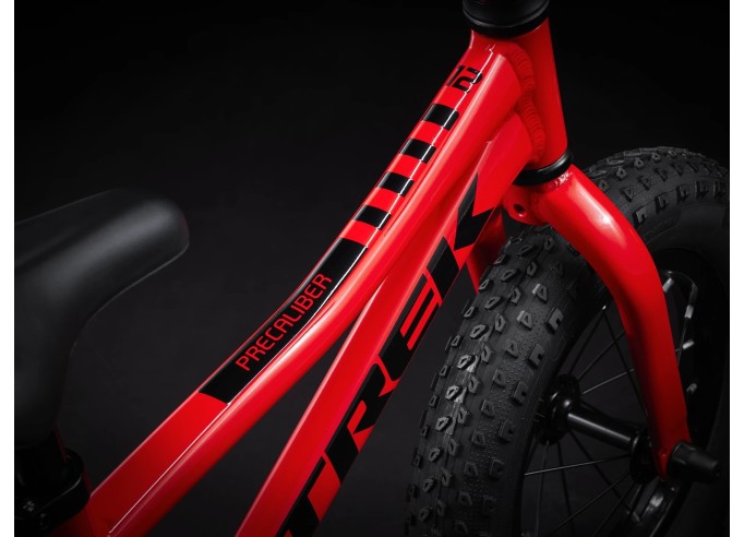 TREK Precaliber 12 vaikiškas dviratis Viper Red