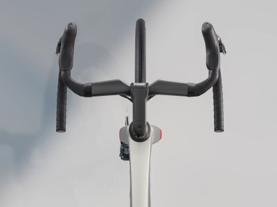 Road bike TREK Madone SL 7 Gen 8