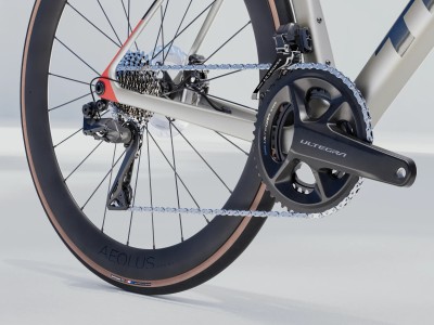 Road bike TREK Madone SL 7 Gen 8