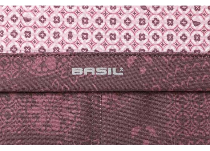 Basil Boheme carry all bag, 18L, fig red