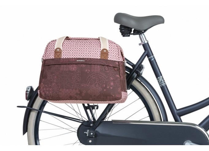 Basil Boheme carry all bag, 18L, fig red