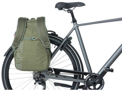 Basil Flex bicycle backpack, 17L, forest green