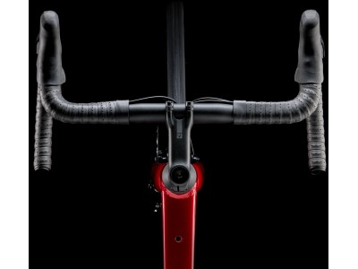 Plento dviratis TREK Domane AL 2 Gen 4 Crimson to Dark Carmine Fade