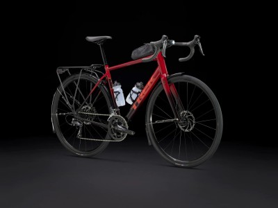 Plento dviratis TREK Domane AL 2 Gen 4 Crimson to Dark Carmine Fade