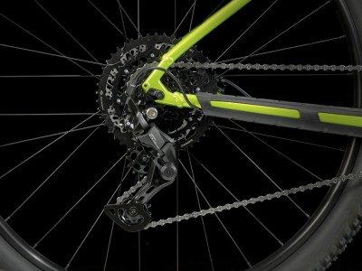 TREK Marlin 5 Gen 3 Power Surge kalnų dviratis