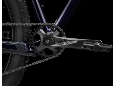 TREK Marlin 6 Gen 3 Rage Red to Deep Dark Blue Fade kalnų dviratis