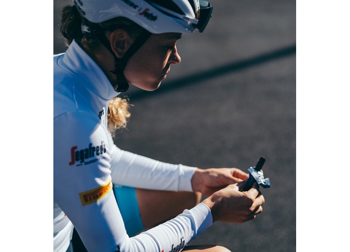 Enervit Dark Choco 50% baltyminis batonėlis, 40g