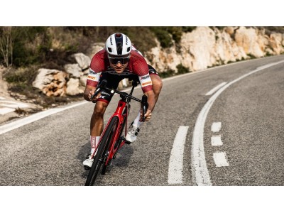 Trek Ballista Mips Road Bike Helmet black