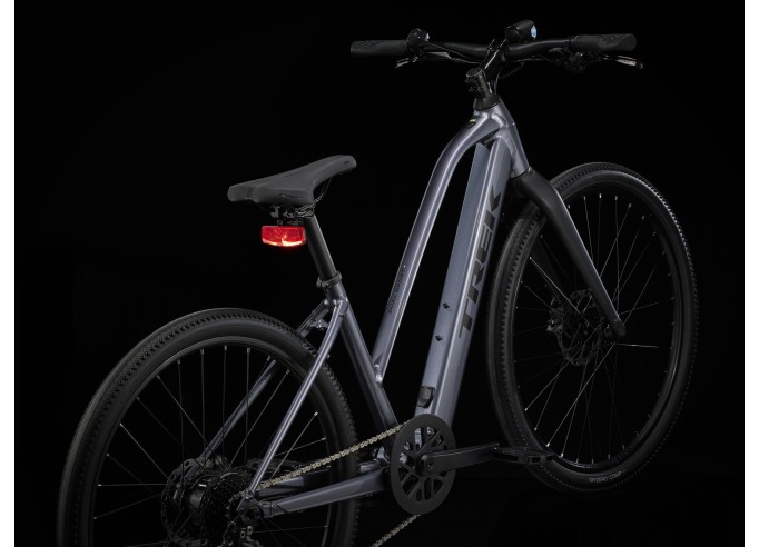 TREK Dual Sport 2+ Stagger Galactic Grey