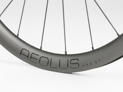 Wheel Bontrager Aeolus Pro 37 TLR Disc rear