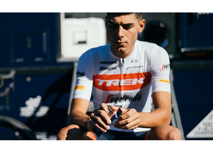 Enervit Cappuccino 37% baltyminis batonėlis, 42g