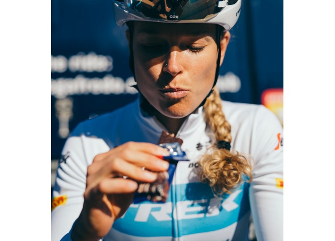 Enervit Lemon Cake 32% baltyminis batonėlis, 48g