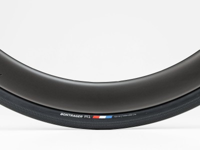 Tire Bontrager R1 Hard-Case Lite 700x32
