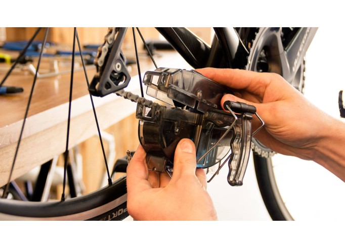 Muc-Off X3 grandinės valymo įrankis