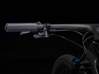 TREK Procaliber 9.8 Dark Prismatic/Trek Black kalnų dviratis