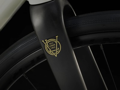 TREK Domane AL 4 Gen 4 Era White plento dviratis