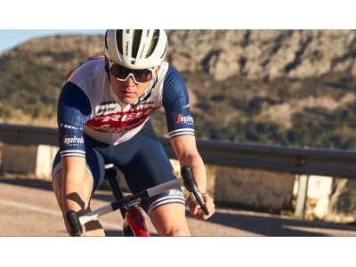 Wahoo Elemnt Roam GPS bike computer