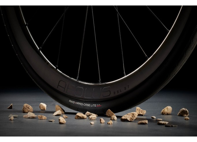 Bontrager AW3 Hard-Case Road Tyre, Black 700C