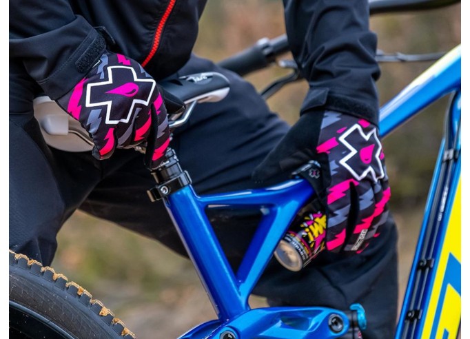 Cimdi Muc-Off MTB bolt