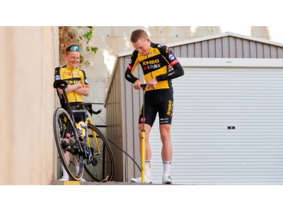 Floor pump BBB BFP-27 AirSteel yellow