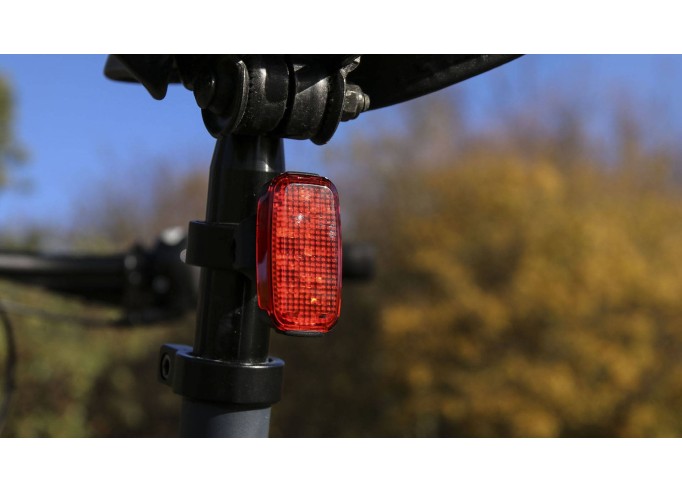 BBB BLS-147 Spot galinis žibintas, black