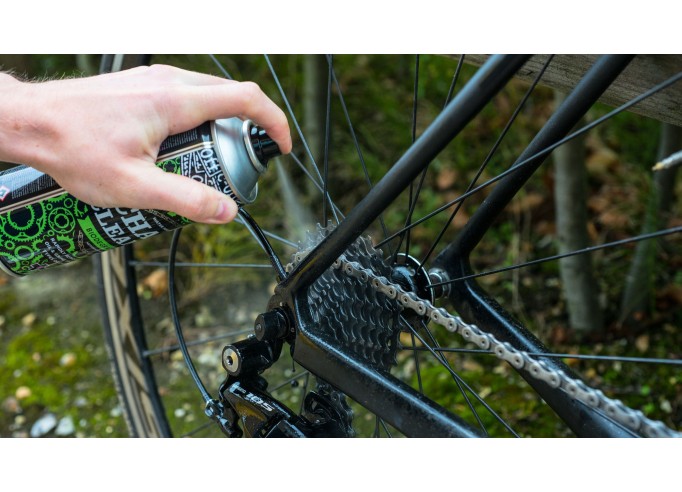 Muc-Off Bio chain cleaner