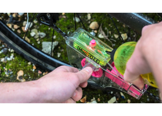 Muc-Off X3 Chain cleaning device