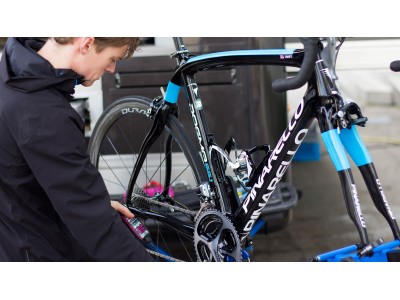 Eļļa 	Muc-Off C3 Wet Ceramic mitram laikam