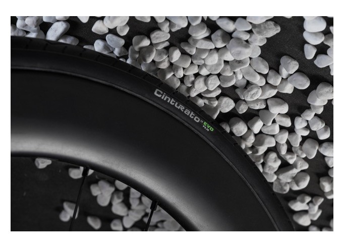 Tire Pirelli Cinturato EVO TLR