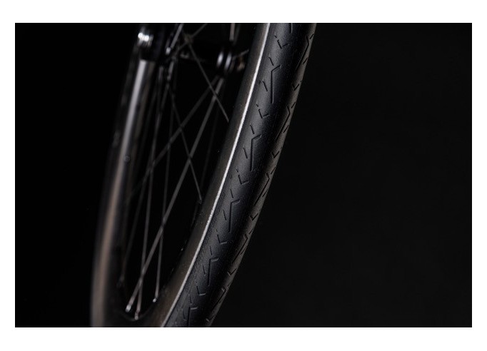 Tire Pirelli Cinturato EVO TLR