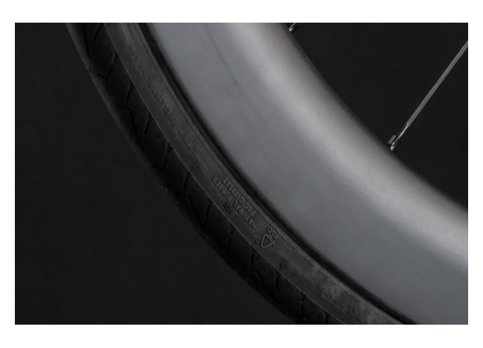 Tire Pirelli Cinturato EVO TLR