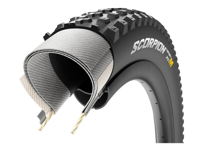 Pirelli Scorpion Sport XC M Tubeless tire