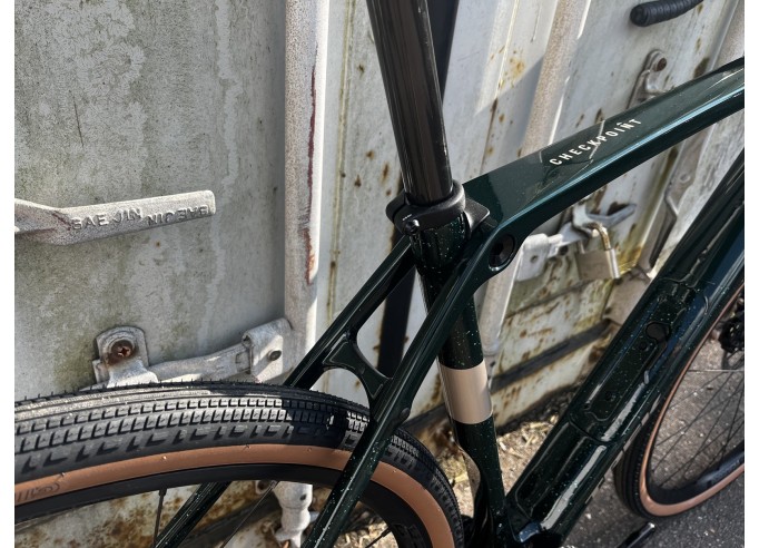 TREK Checkpoint SL 6 AXS Gen 3 Dark Web/Ivy Smoke