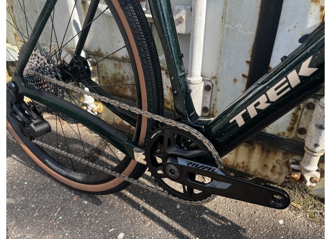 TREK Checkpoint SL 6 AXS Gen 3 Dark Web/Ivy Smoke