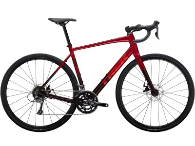 Road bike TREK Domane AL 2 Gen 4 Crimson to Dark Carmine Fade