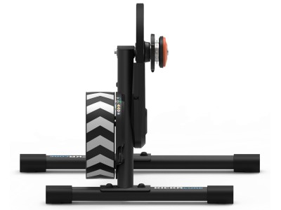 WAHOO KICKR 2 CORE with Zwift Cog/Click system