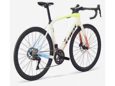 TREK Domane SL 6 Gen 4 plento dviratis | Era White/Glowstick/Coral Fade 2