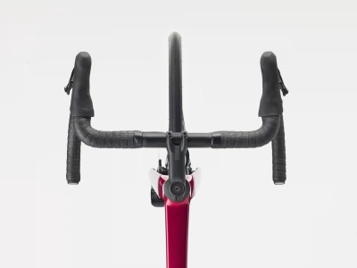 TREK Emonda ALR 5 plento dviratis | Crimson to Dark Carmine Fade