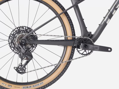 TREK Supercaliber SL 9.6 kalnų dviratis | Matte Carbon/Gloss Black Splatter