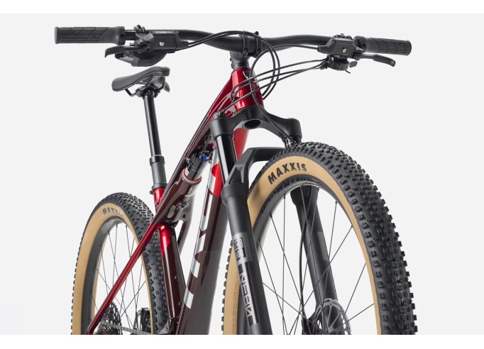 Mountainbike TREK Supercaliber SL 9.6 | Fury Red/Carbon Red Smoke