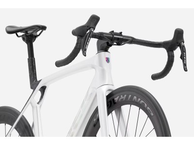 TREK Madone SL 6 plento dviratis | Gloss Crystal White/Matte Deep Smoke