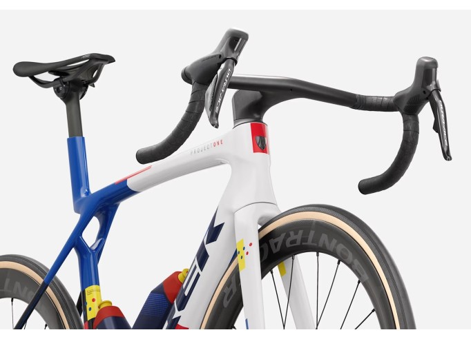 Road bike TREK Madone SLR 9 | Lidl-Trek Team Replica