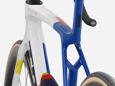 Road bike TREK Madone SLR 9 | Lidl-Trek Team Replica