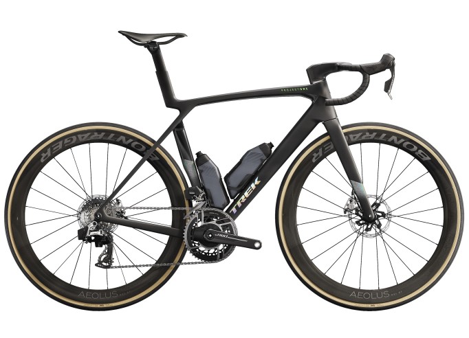 Road bike TREK Madone SLR 9 AXS | Matte Deep Smoke